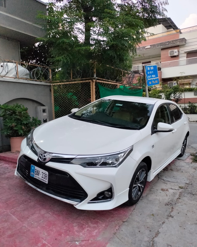 Corolla Altis